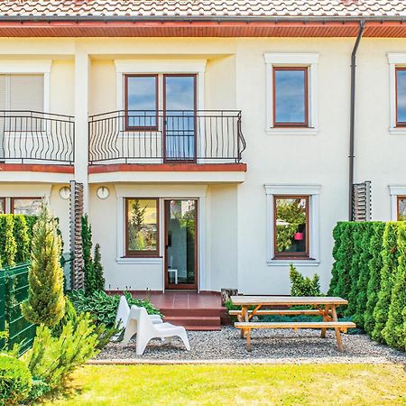 Cozy Home In Mielno With Kitchen Exterior photo