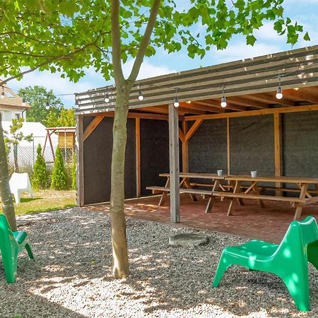 Cozy Home In Mielno With Kitchen Exterior photo